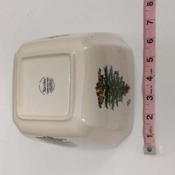 Spode Christmas Tree Serving Bowl - Picture 2 of 3